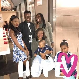 Meet your Posher, Raquel